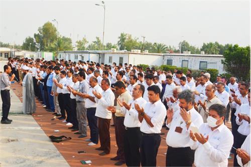 برگزاری نماز باشکوه عید سعید فطر در مجتمع گاز پارس جنوبی