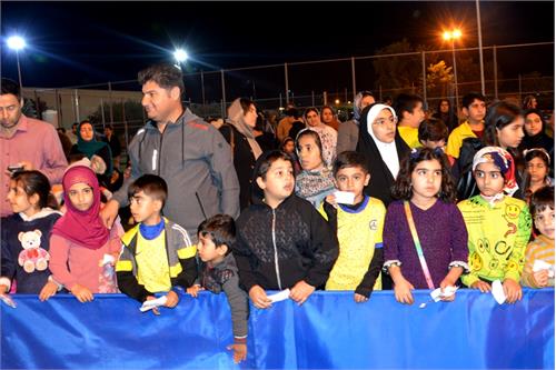 همایش بزرگ پیاده‌روی خانوادگی به مناسبت هفته بسیج در مجتمع مسکونی پارس جم برگزار شد.
