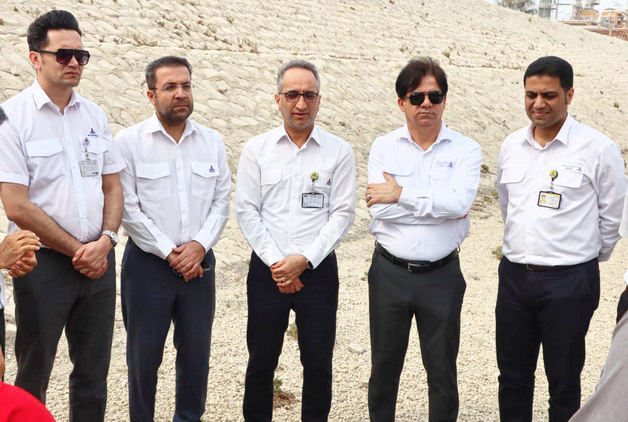 AzwCmsCore.Extend.Fields.StringField