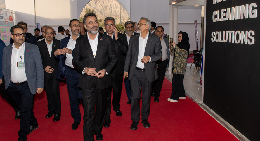 گزارش تصویری بازدید مدیرعامل از نمایشگاه ساخت داخل نفت، گاز و پتروشیمی پارس جنوبی