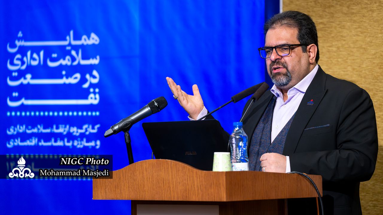 AzwCmsCore.Extend.Fields.StringField