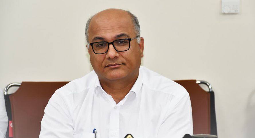 AzwCmsCore.Extend.Fields.StringField